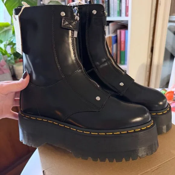 Dr. Martens Jetta Hi Max Black Platform Boots Womens US 9 - Picture 2 of 3